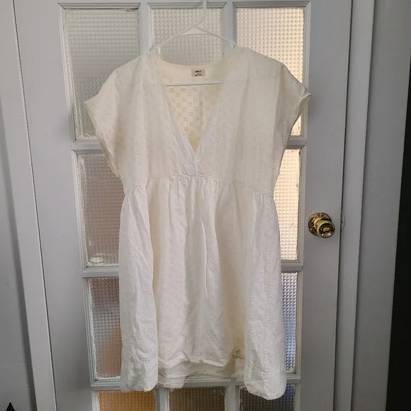 Wilfred Dresses Wilfred Misha Dress In White Size Medium Poshmark